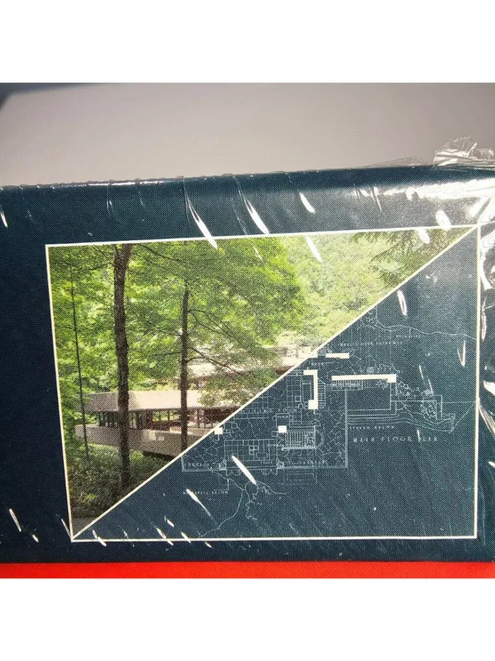 Frank Lloyd Wright Fallingwater 500pc 2-In-1 Double-Sided Puzzle 24x18